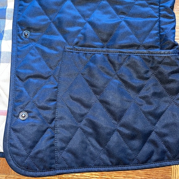 Burberry Quilted Jacket - Picture 9 of 11